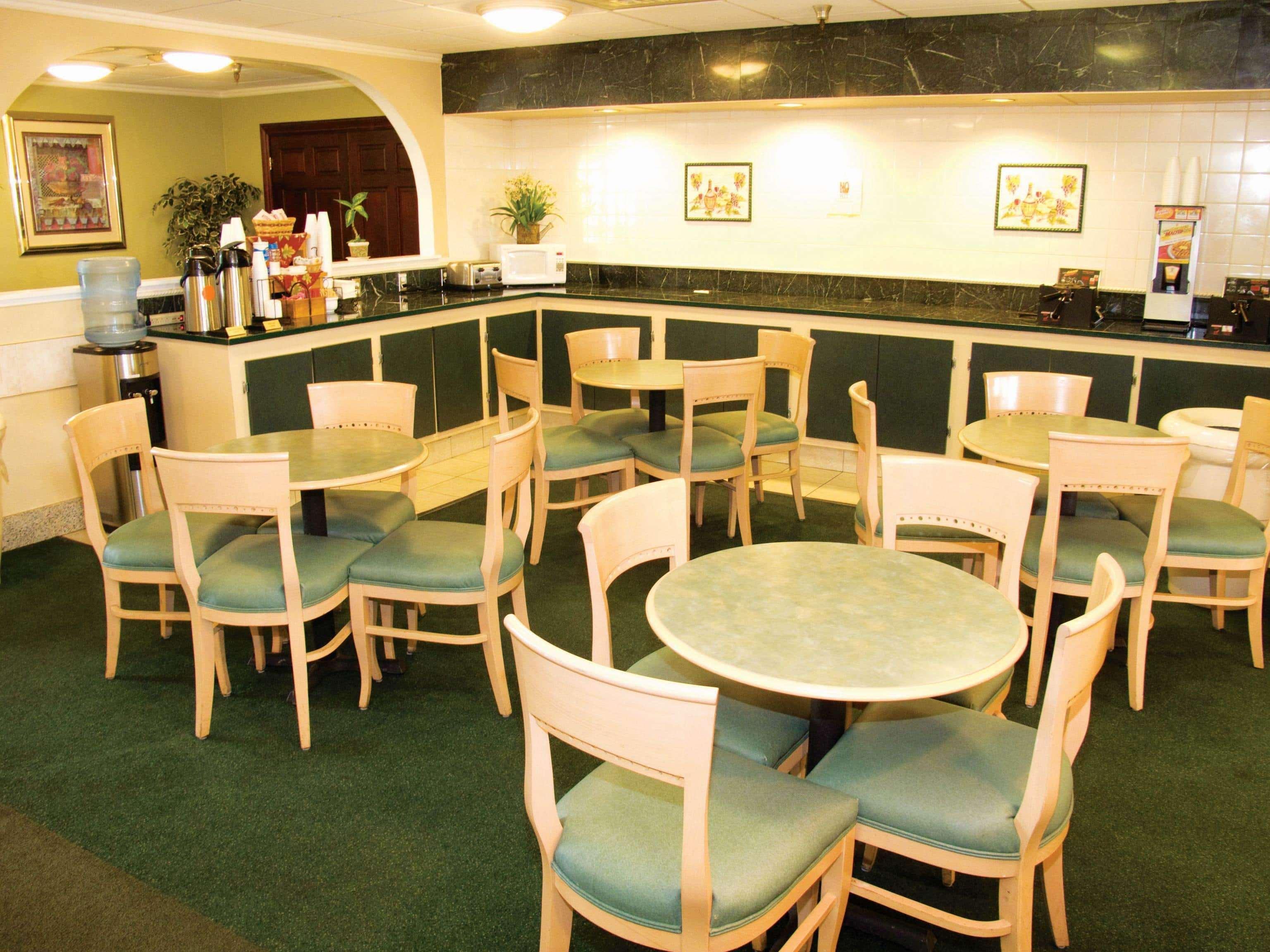 La Quinta Inn By Wyndham Lynnwood Esterno foto
