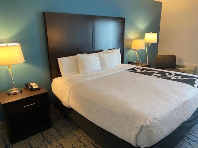 La Quinta Inn By Wyndham Lynnwood Esterno foto