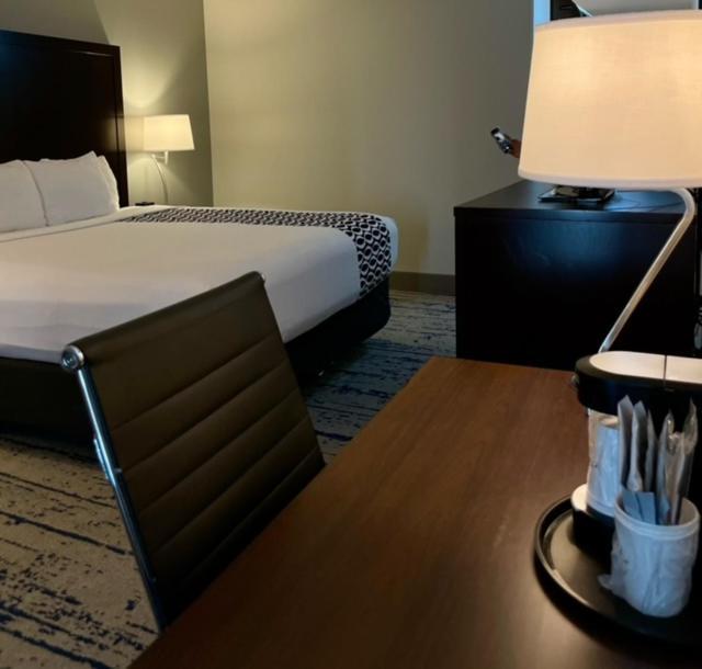 La Quinta Inn By Wyndham Lynnwood Esterno foto