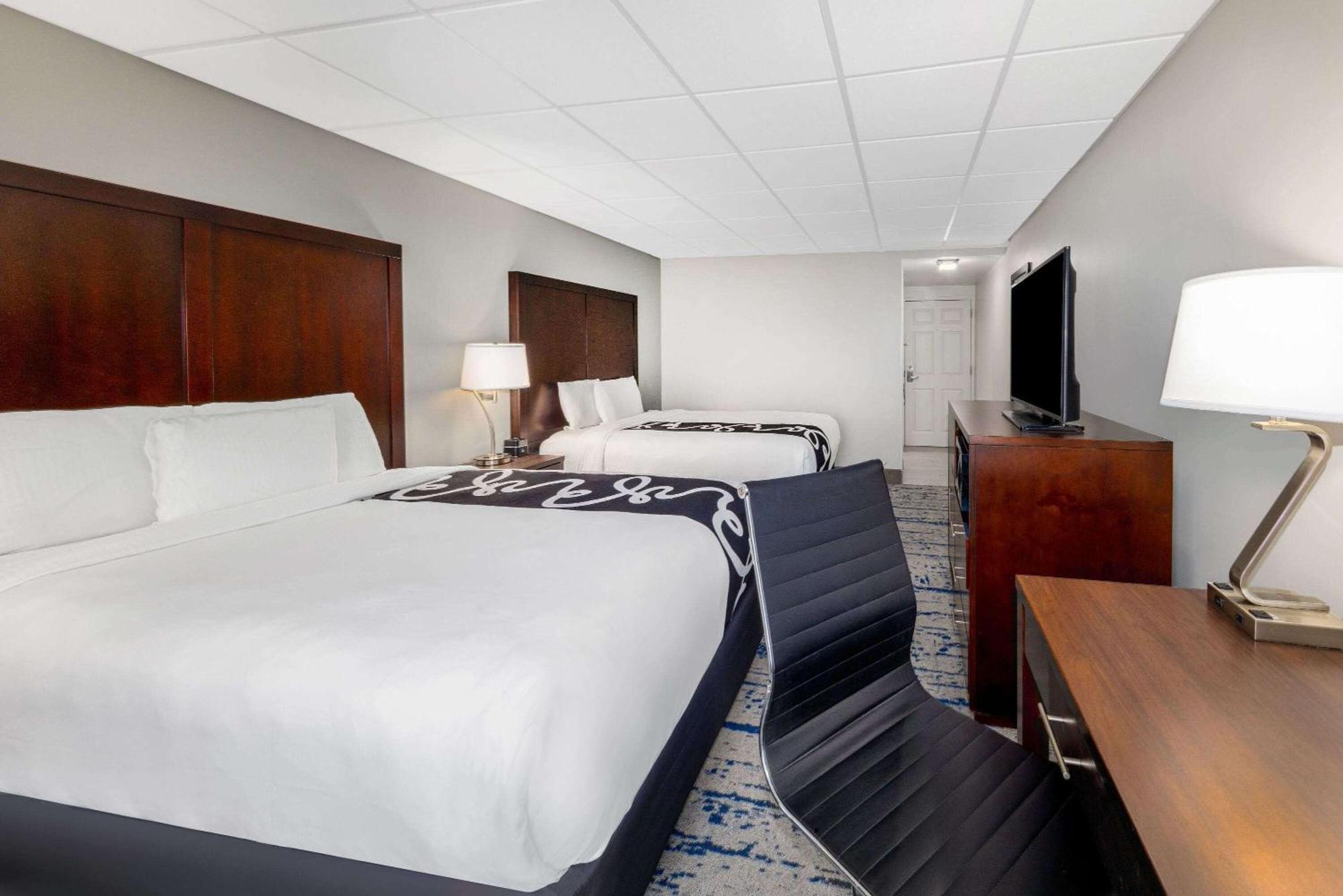 La Quinta Inn By Wyndham Lynnwood Esterno foto